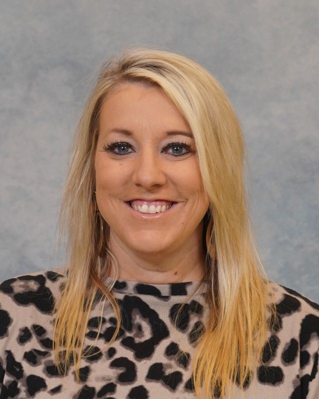 Headshot for Selena Valentine, Starr Principal